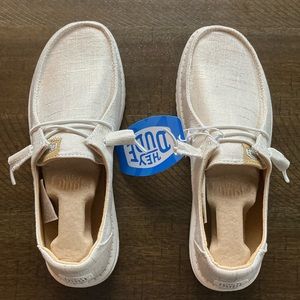 Wendy shimmer Hey Dude shoes size 9.